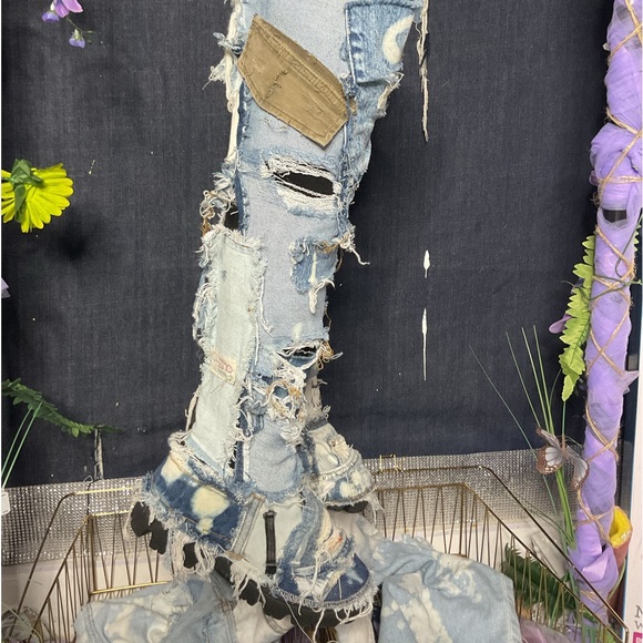 Walk With Mee Kustom on - Picture 2 of 16